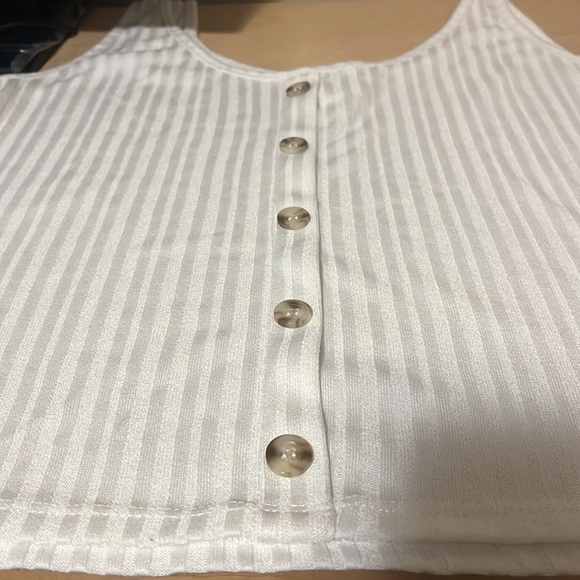 White Tank With Buttons - Picture 4 of 5